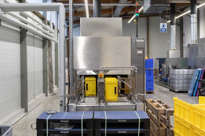 KLT Reinigung in der Hydraulikindustrie